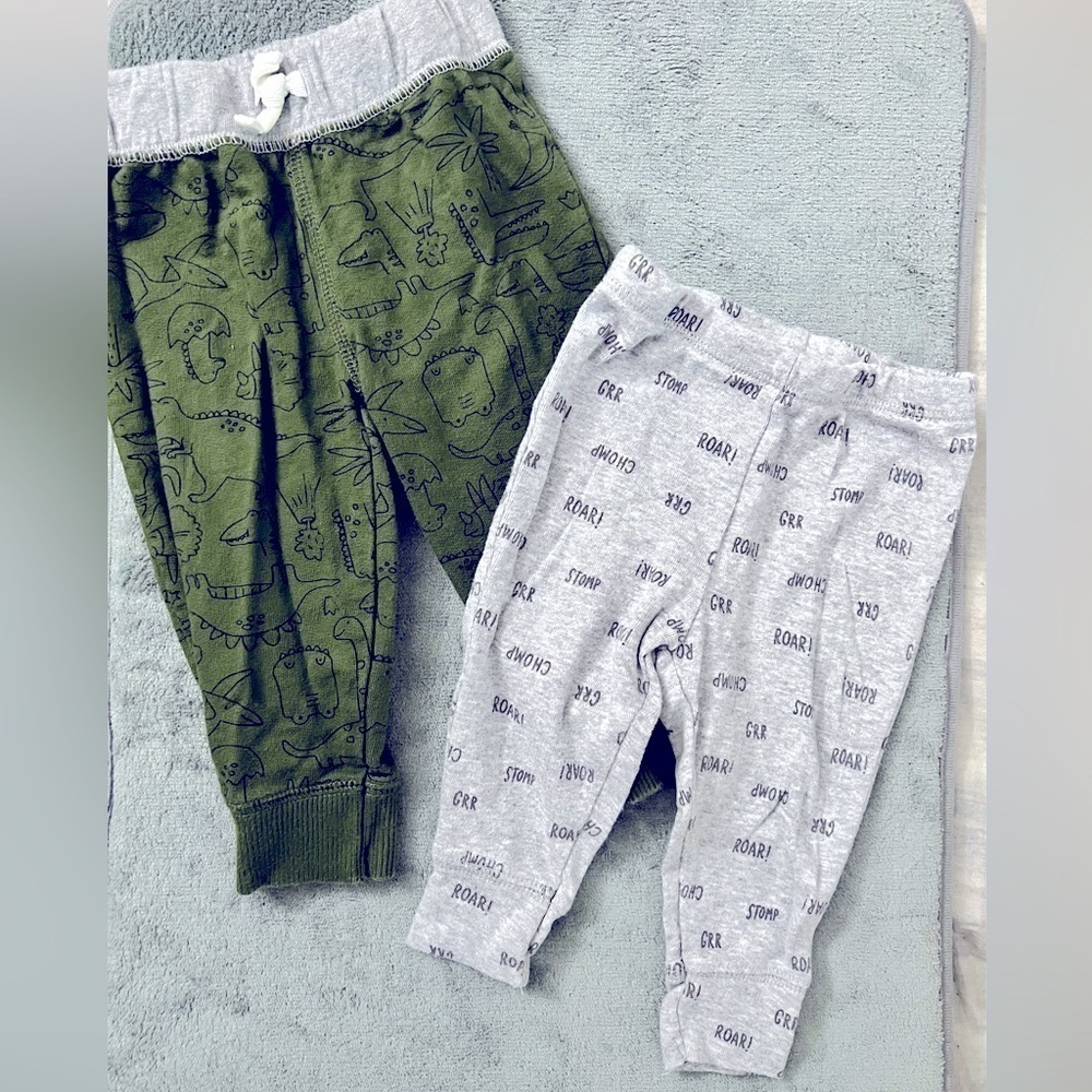 Carter’s boys 6m Dino pants